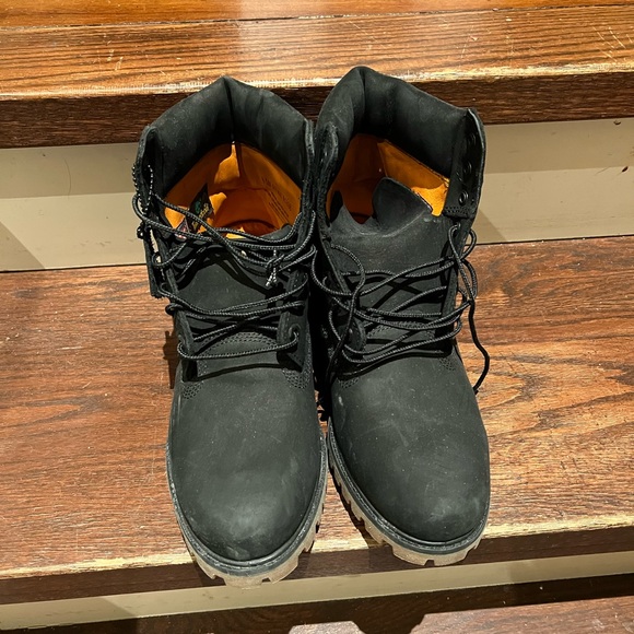 Timberland Boots - Picture 2 of 6